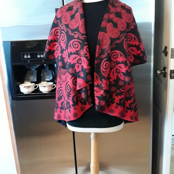 Vintage Shawl/ Sweater  A131 - Picture 8 of 14